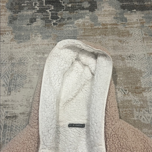 ‼️ Cozy Tan Sherpa Jacket with Hood ‼️ - Picture 2 of 5